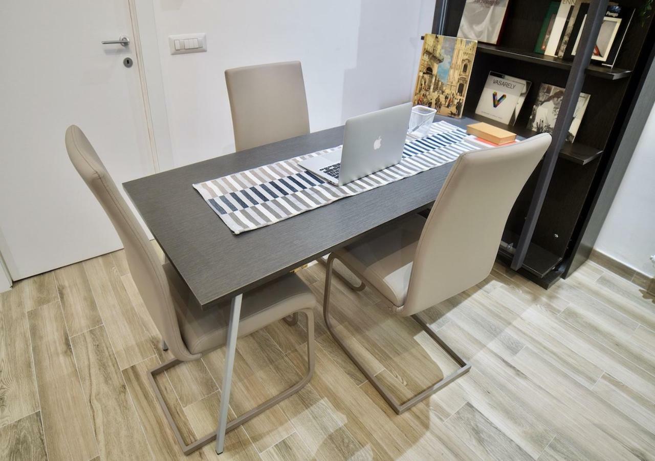 Central Lepetit Apartment De Luxe มิลาน ภายนอก รูปภาพ