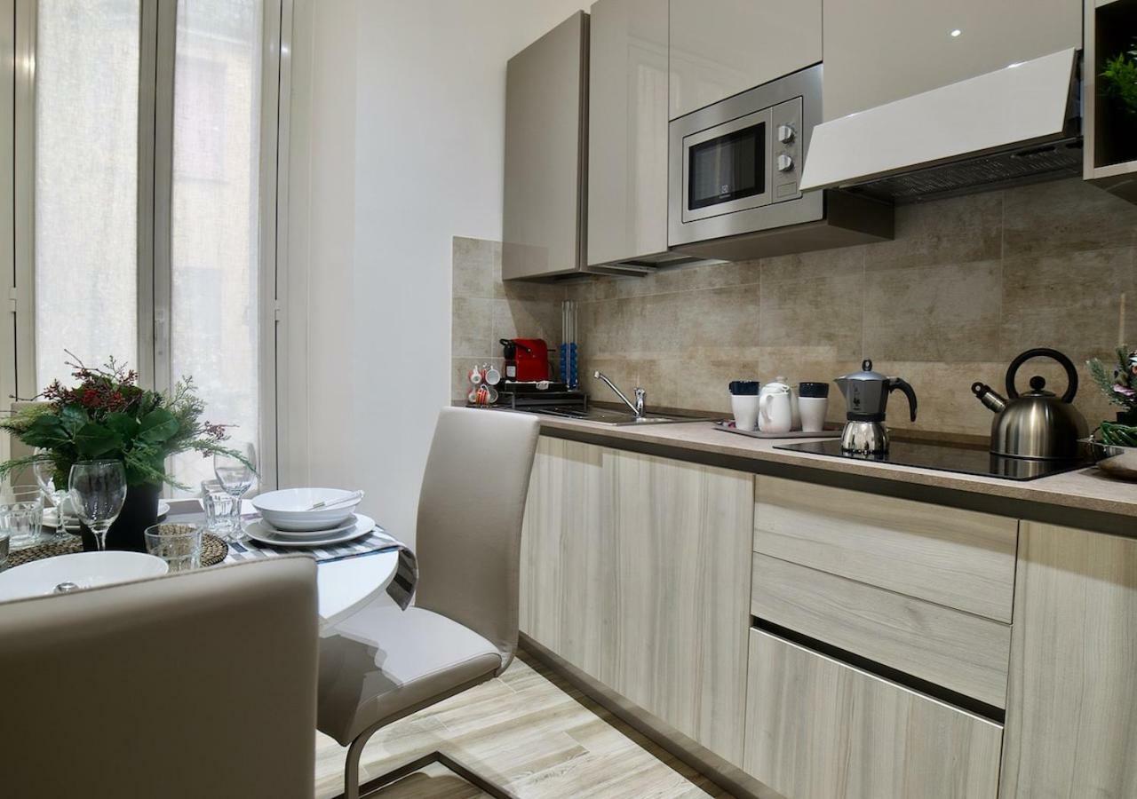 Central Lepetit Apartment De Luxe มิลาน ภายนอก รูปภาพ